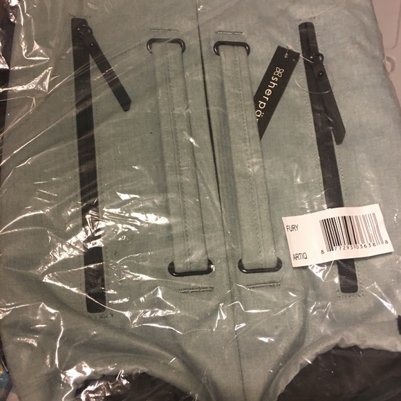 Sherpani Fury Athletic Backpack (artiq) - Picture 4 of 4